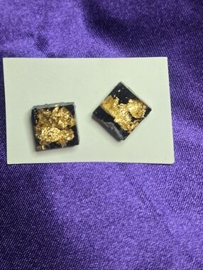 Gold and Black Stone Square Resin Stud Earrings